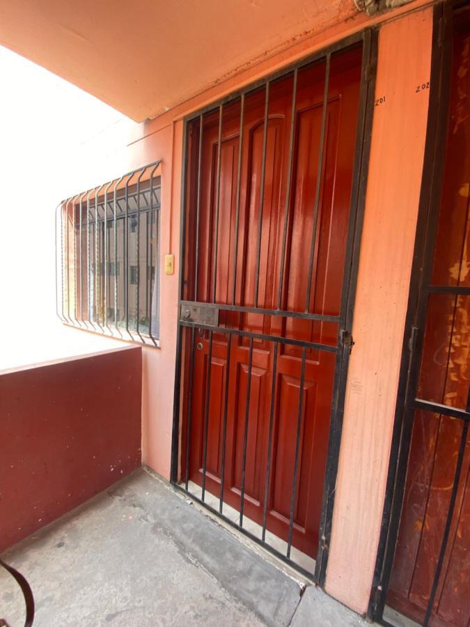 Apartment La
